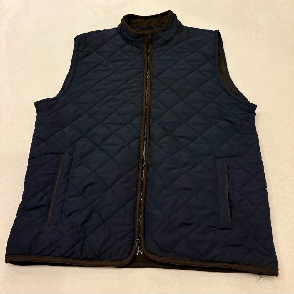Rarely Worn Tahari Quilted Vest with Leather Trim